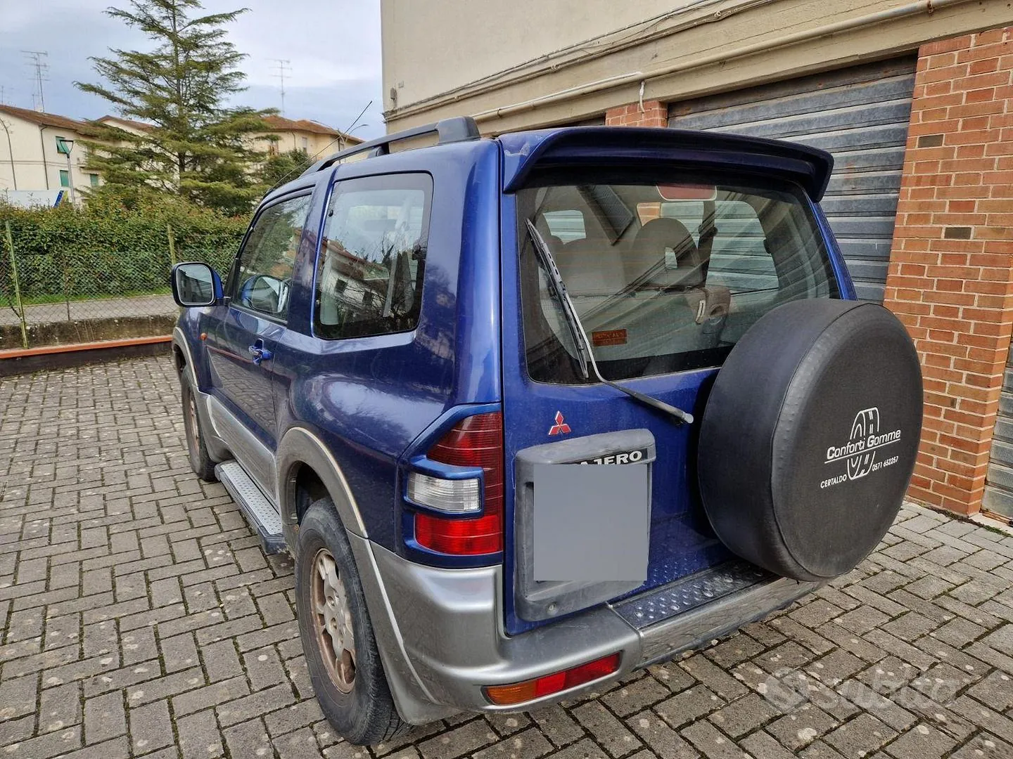 Mitsubishi Pajero 2001 photo 2