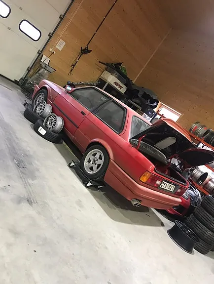 BMW 3 Series 1990 photo 5
