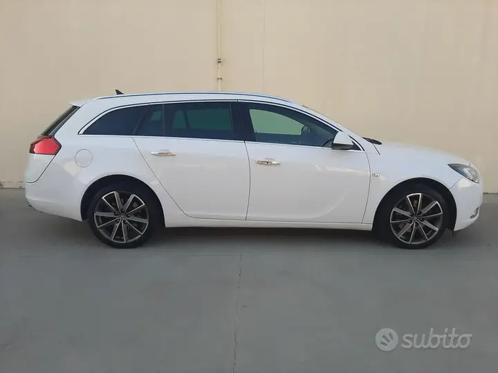 Opel Insignia 2010 photo 5