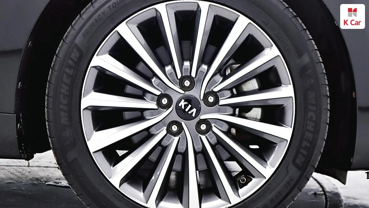 Kia K7 2018 photo 5