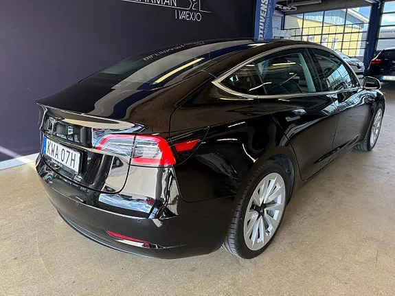 Tesla Model 3 2020 photo 4