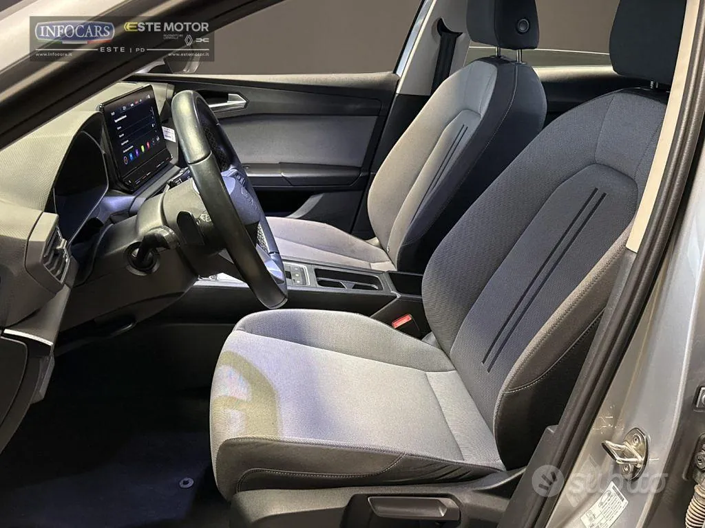 Seat Leon 2023 photo 5