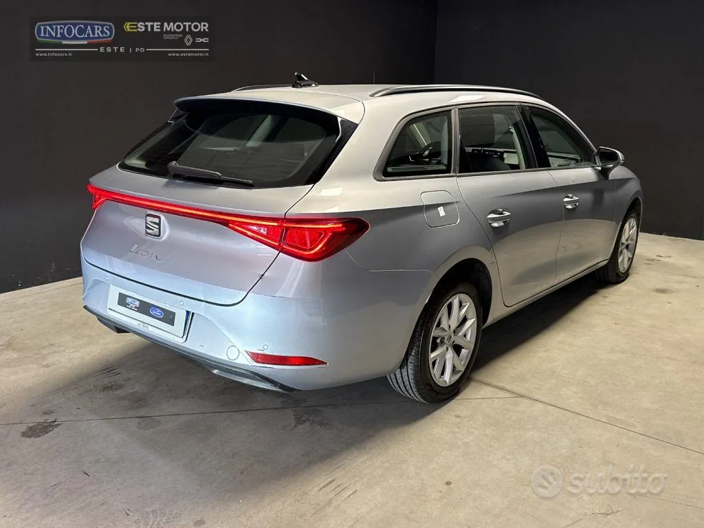 Seat Leon 2023 photo 4