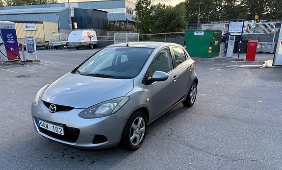Mazda 2
