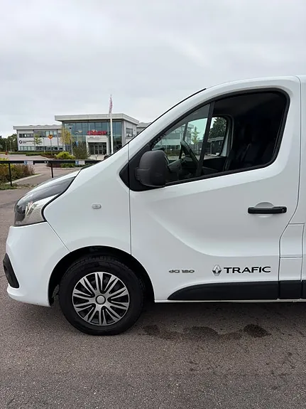 Renault Trafic 2017 photo 5
