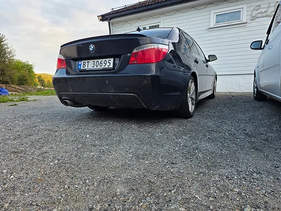 BMW 520D 2010 photo 3