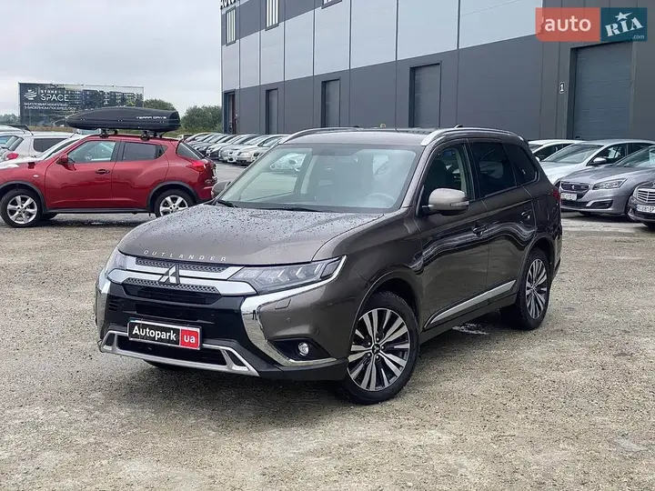Mitsubishi Outlander