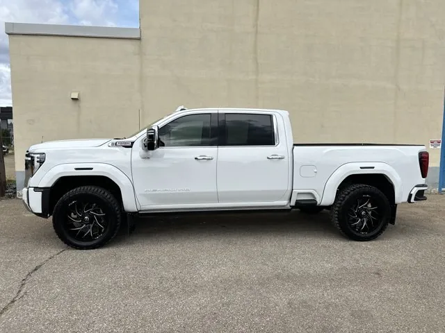 GMC Sierra 2025 photo 2
