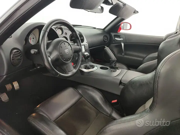 Dodge Viper 2004 photo 5