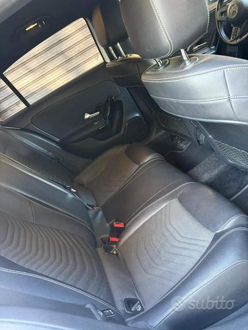 Mercedes-Benz A180D 2019 photo 2