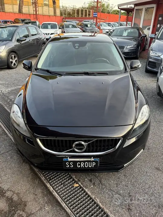 Volvo V40 2014 photo 2