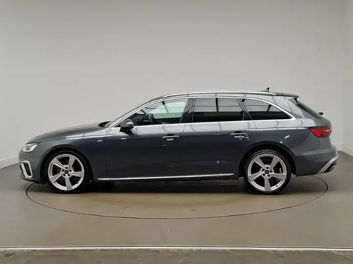 Audi A4 Avant 2020 photo 4