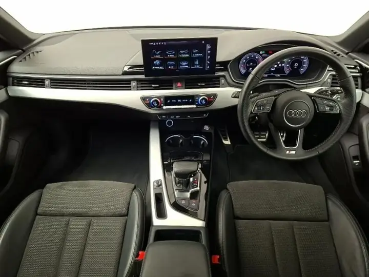 Audi A4 Avant 2020 photo 3