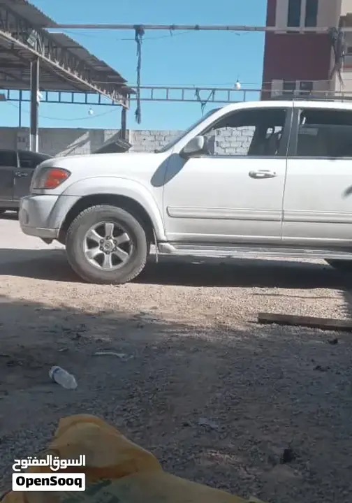 Toyota Sequoia 2004 photo 5