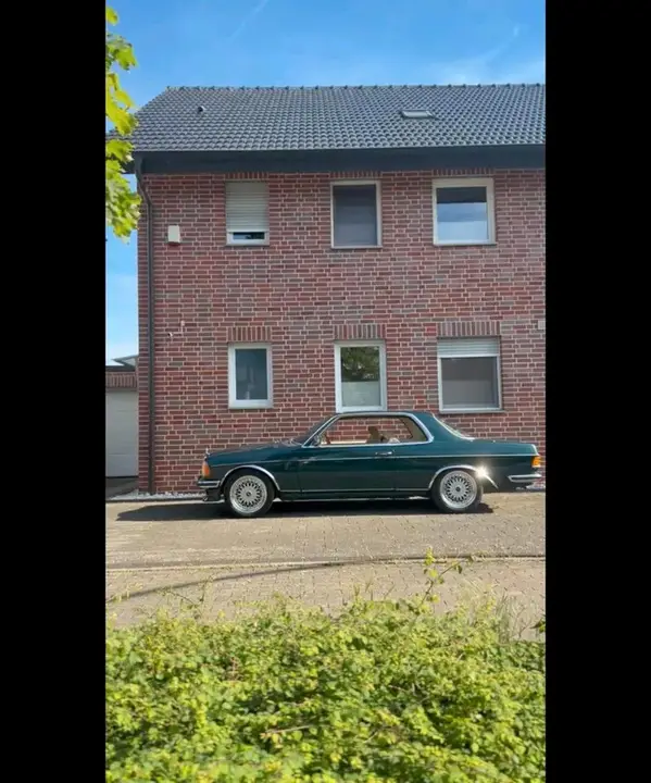 Mercedes-Benz W123