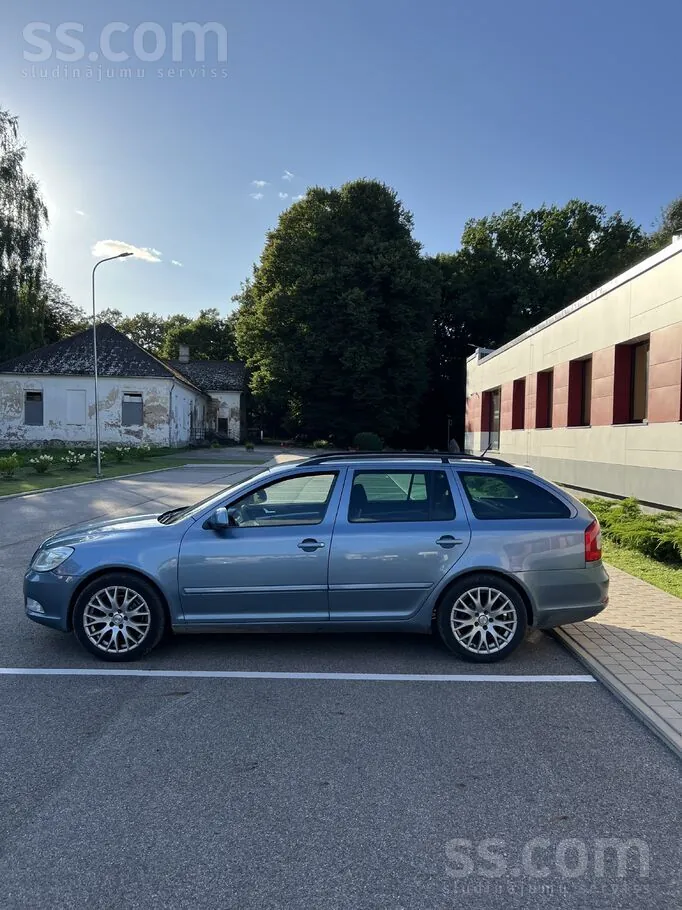 Skoda Octavia 2009 photo 5
