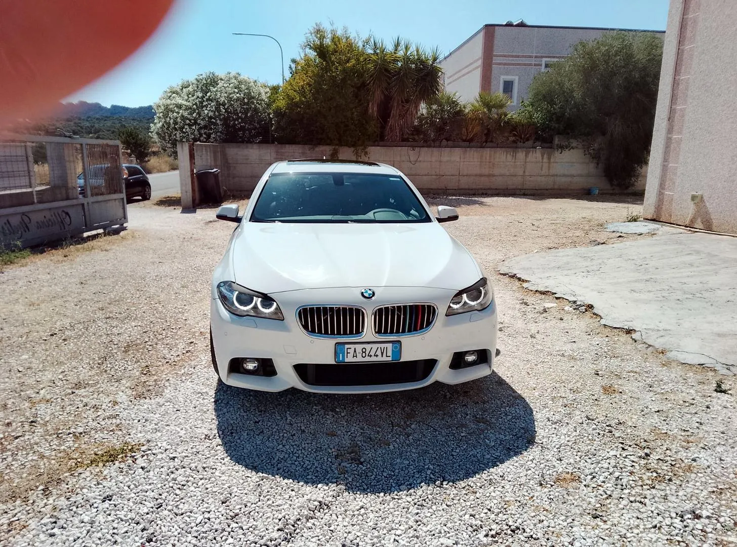 BMW 5 Series 2015 photo 3