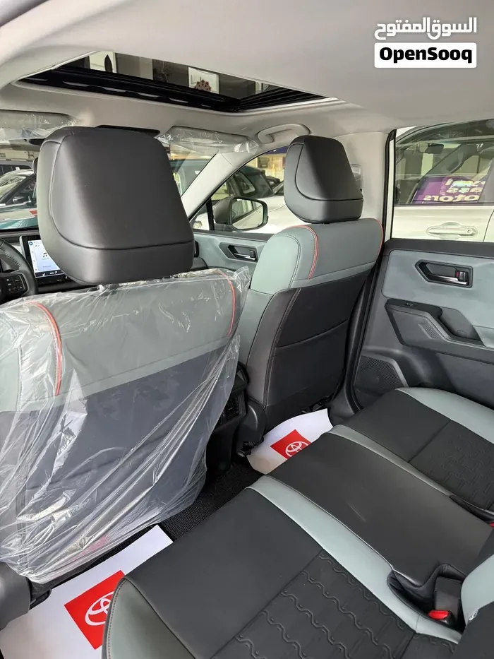 Toyota Rav 4 2026 photo 2