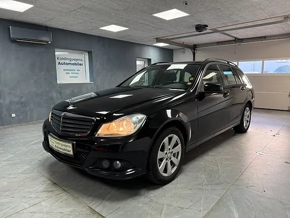 Mercedes-Benz C180 2012 photo 2