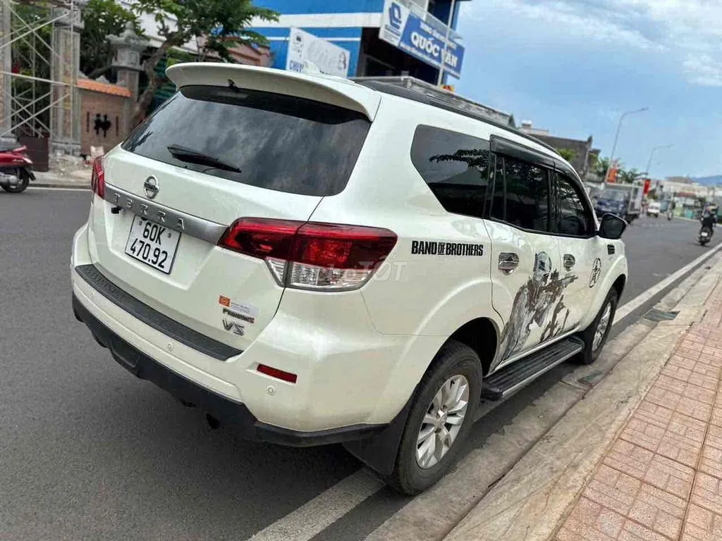 Nissan Terra 2018 photo 4