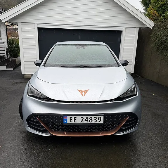Cupra Born 2022 photo 2