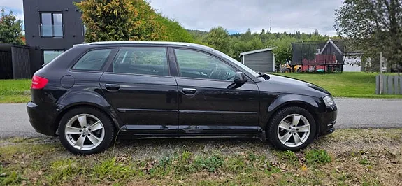 Audi A3 2011 photo 5