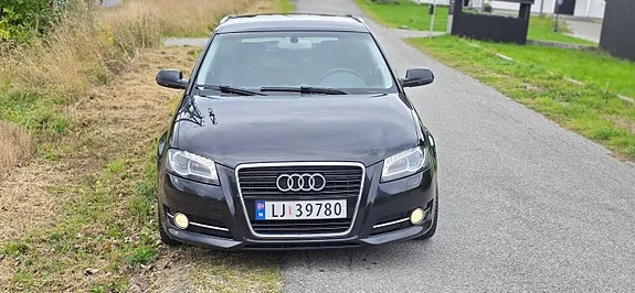 Audi A3 2011 photo 3