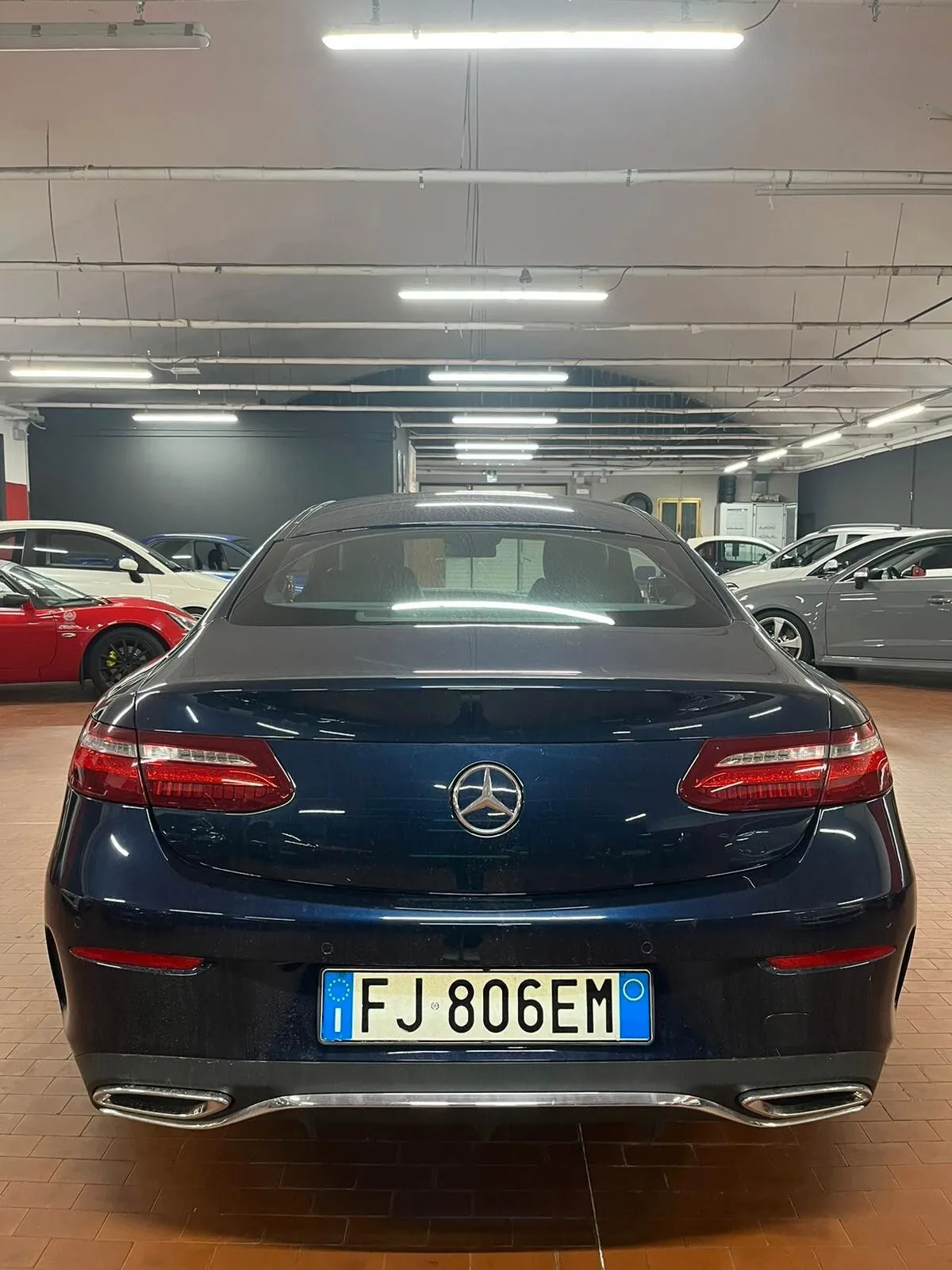 Mercedes-Benz E 220 2017 photo 4