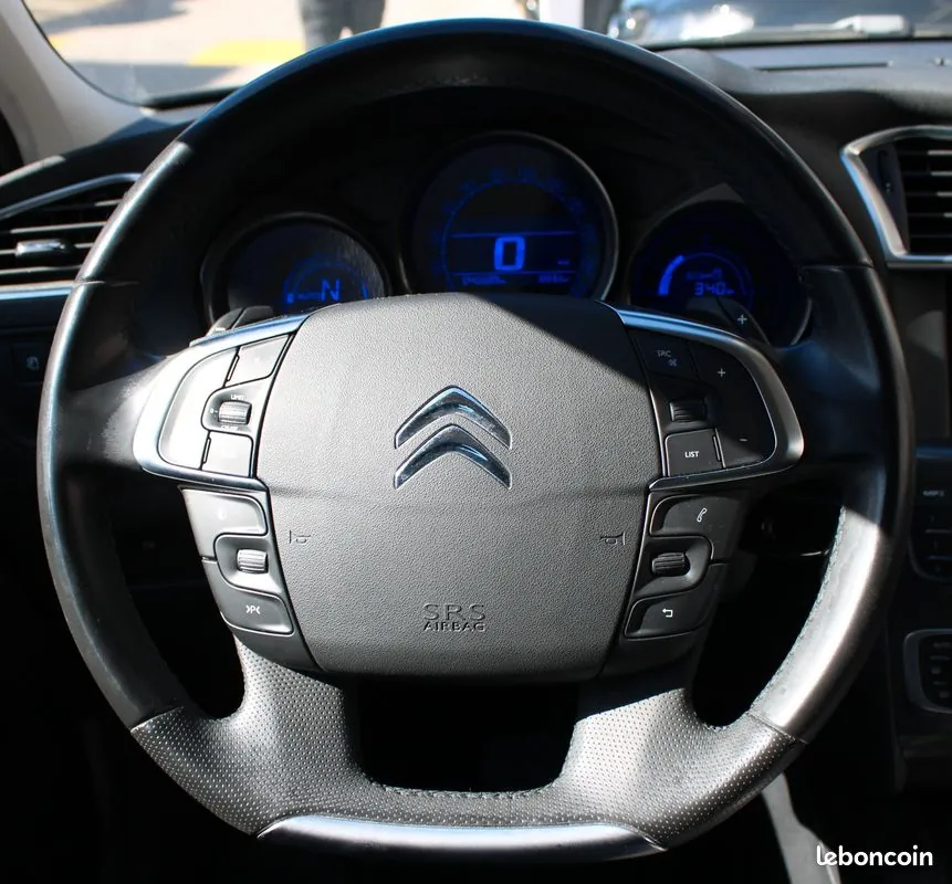 Citroen C4 2012 photo 4