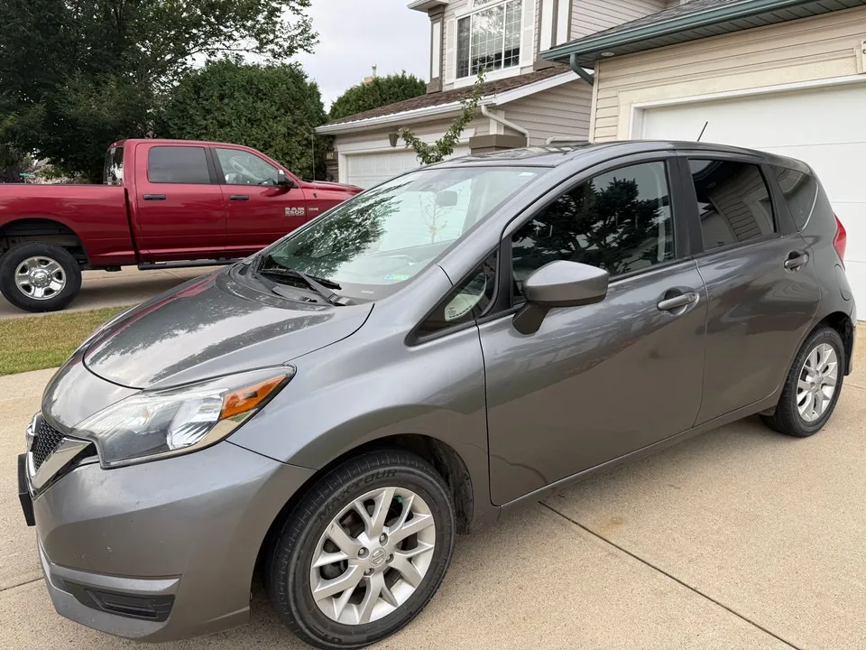 Nissan Versa Note 2018 photo 4