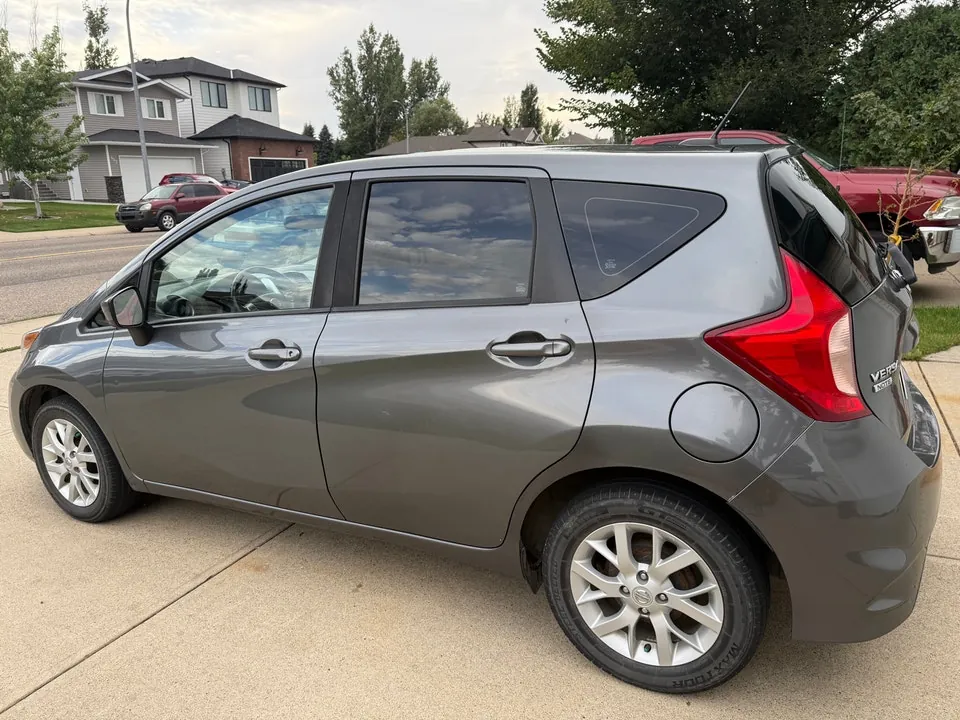 Nissan Versa Note 2018 photo 3