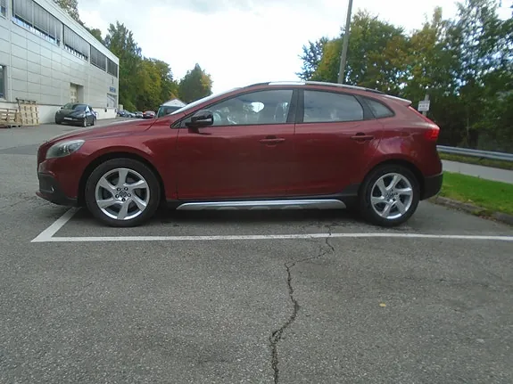 Volvo V40 Cross Country 2014 photo 4