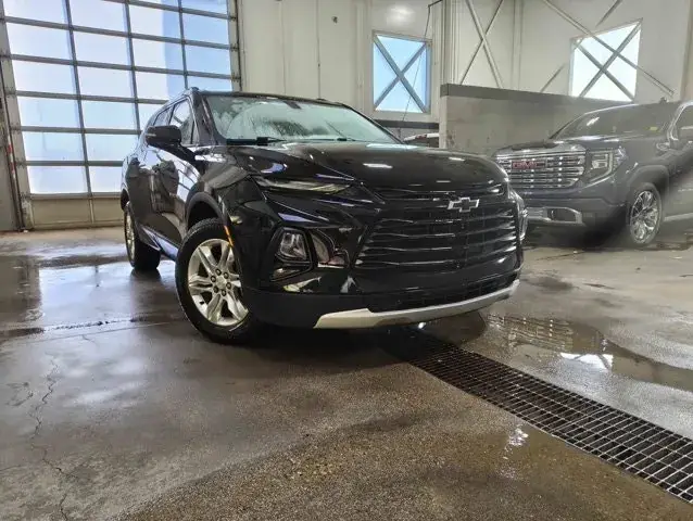 Chevrolet Blazer 2020 photo 2