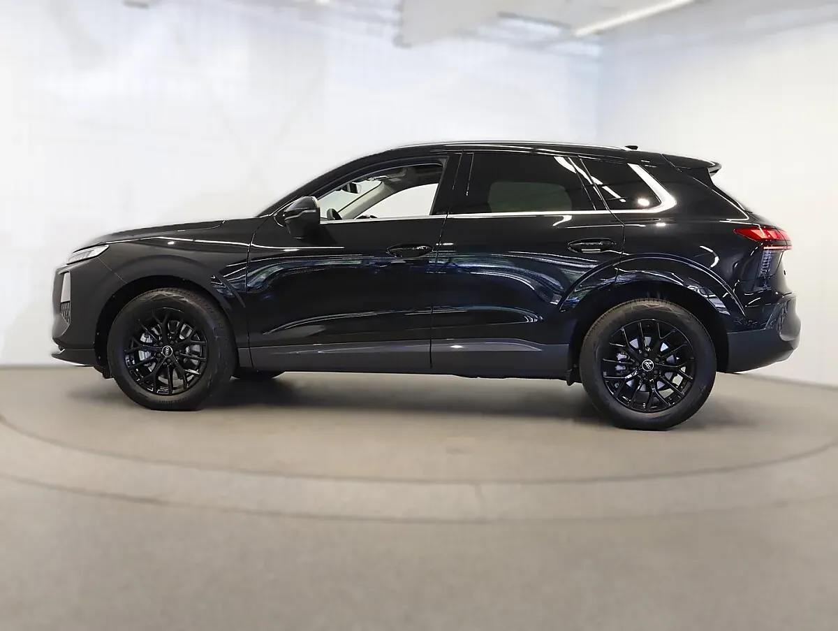 Audi Q3 2026 photo 2