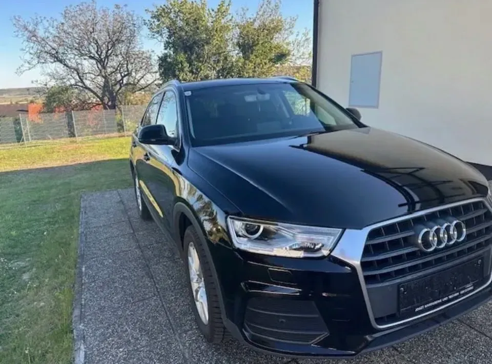 Audi Q3 2016 photo 2