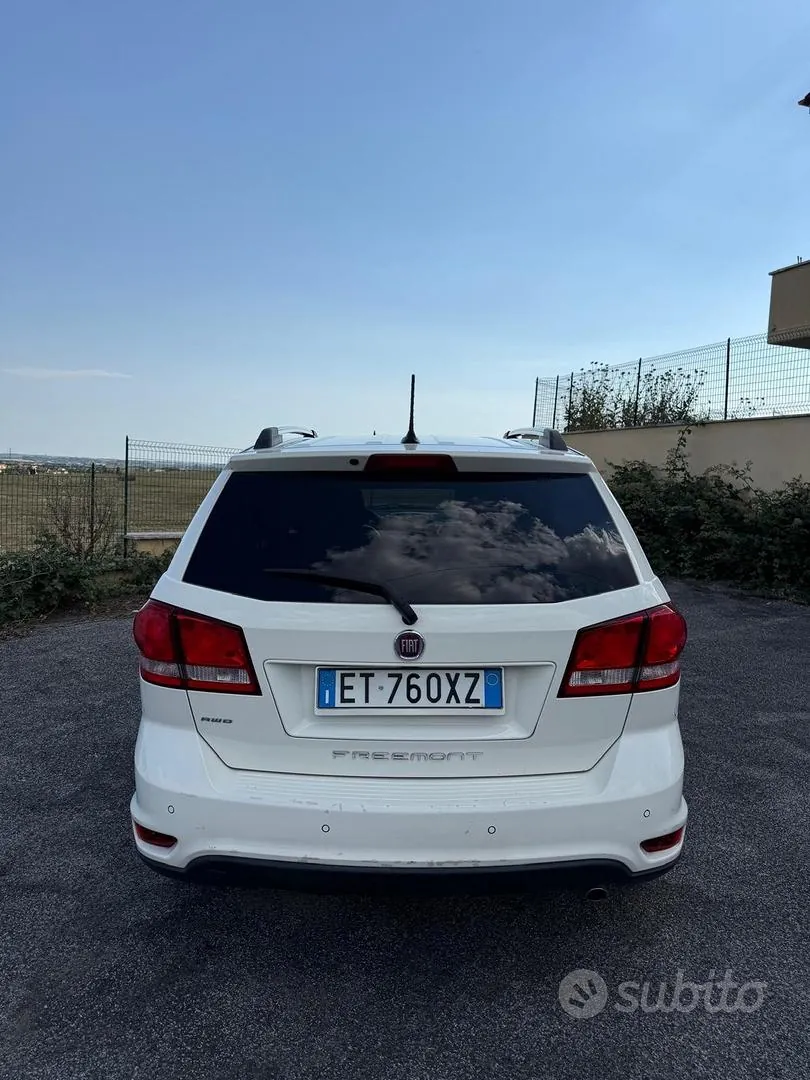 Fiat Freemont 2014 photo 4