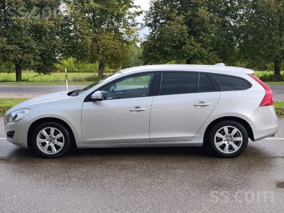Volvo V60 2011 photo 5