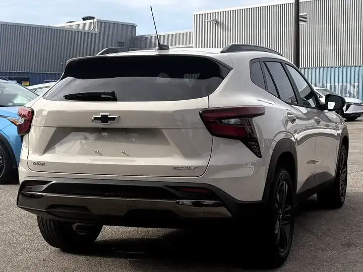 Chevrolet Trax 2026 photo 4