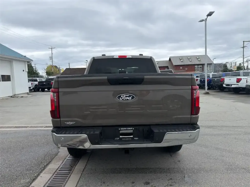 Ford F-150 2026 photo 4