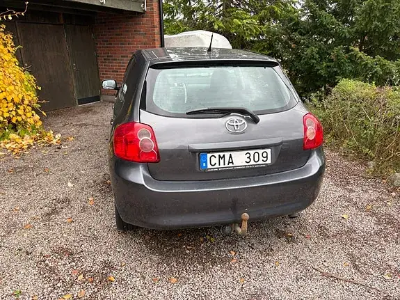 Toyota Auris 2007 photo 4