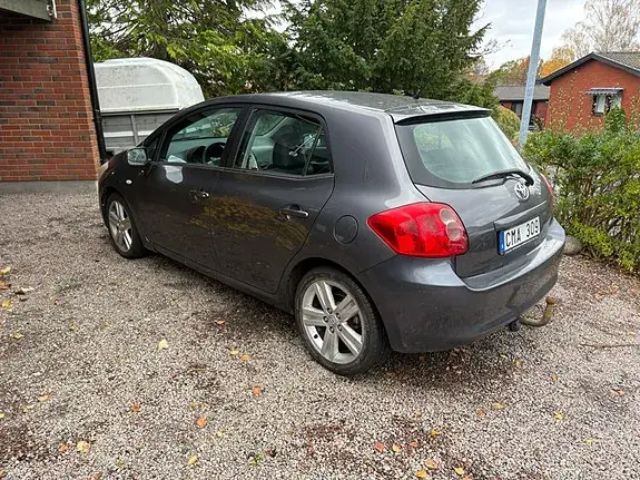 Toyota Auris 2007 photo 3