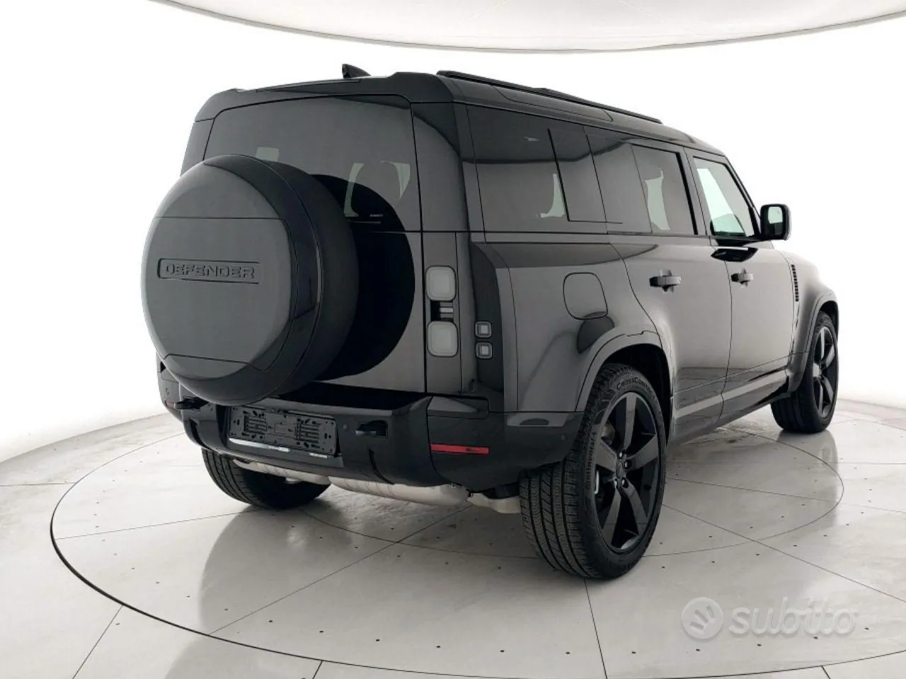Land Rover Defender 2026 photo 3