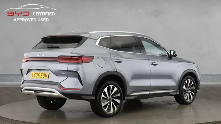 BYD Seal U 2025 photo 2