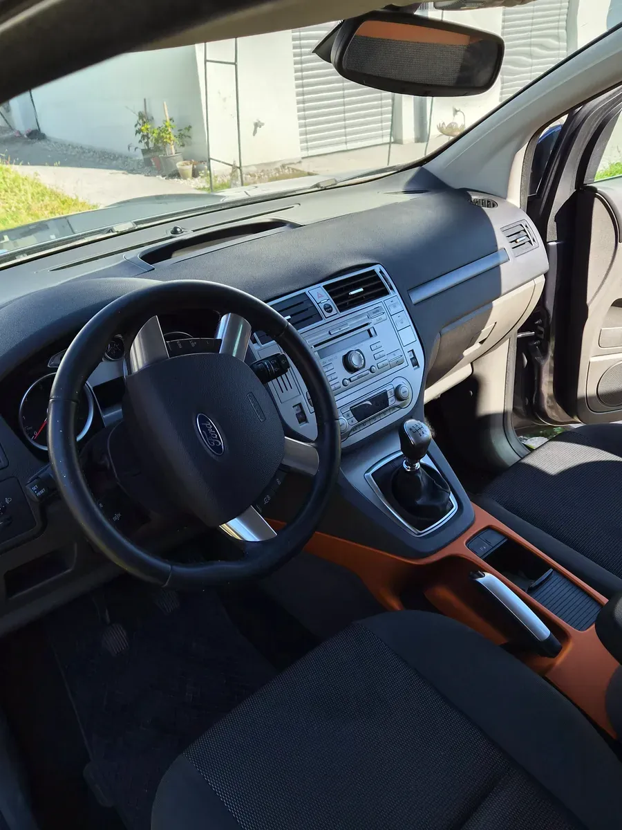 Ford Kuga 2009 photo 3
