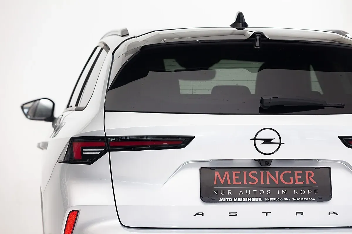 Opel Astra 2025 photo 2
