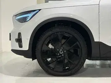Volvo Ex40 2025 photo 3