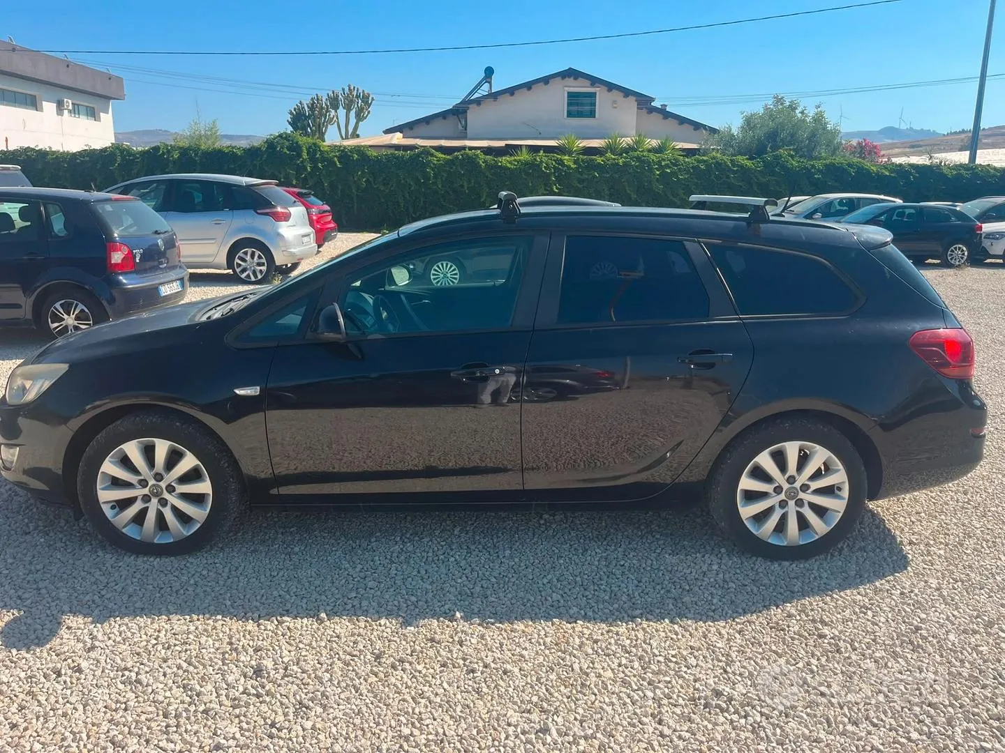 Opel Astra 2011 photo 5