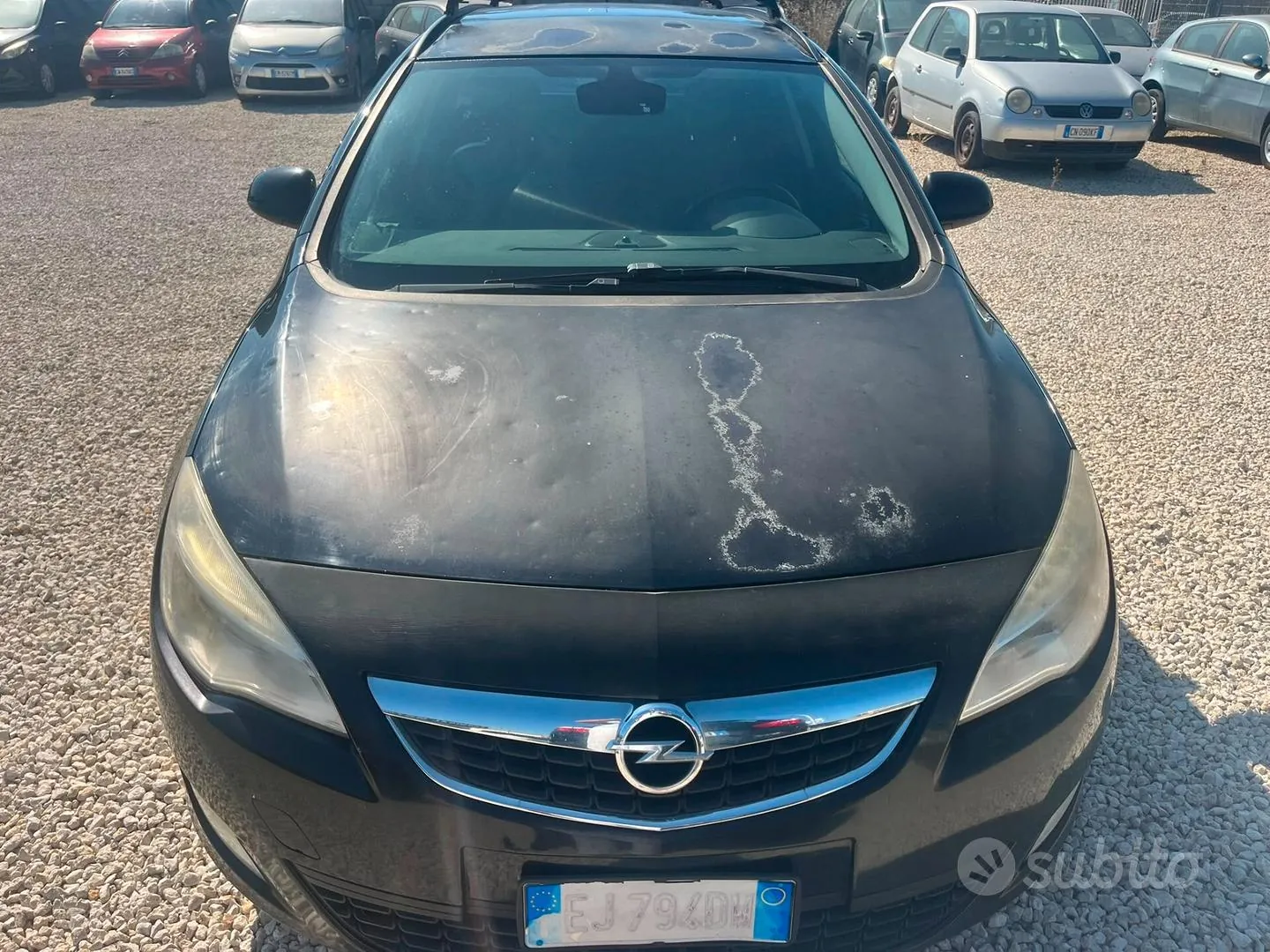Opel Astra 2011 photo 2