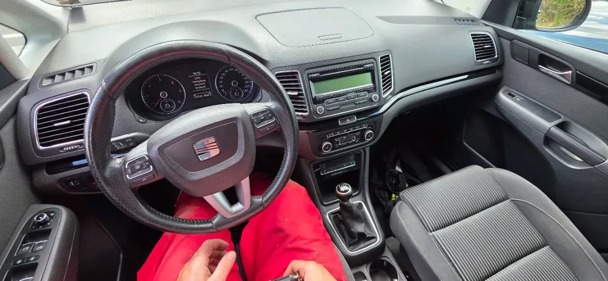 Seat Alhambra 2011 photo 3