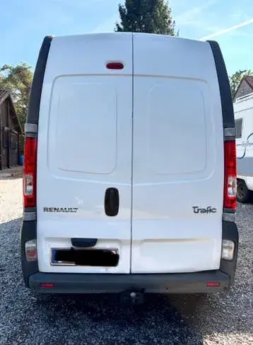 Renault Trafic 2012 photo 2